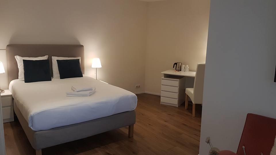Js Hotel Епен Екстериор снимка